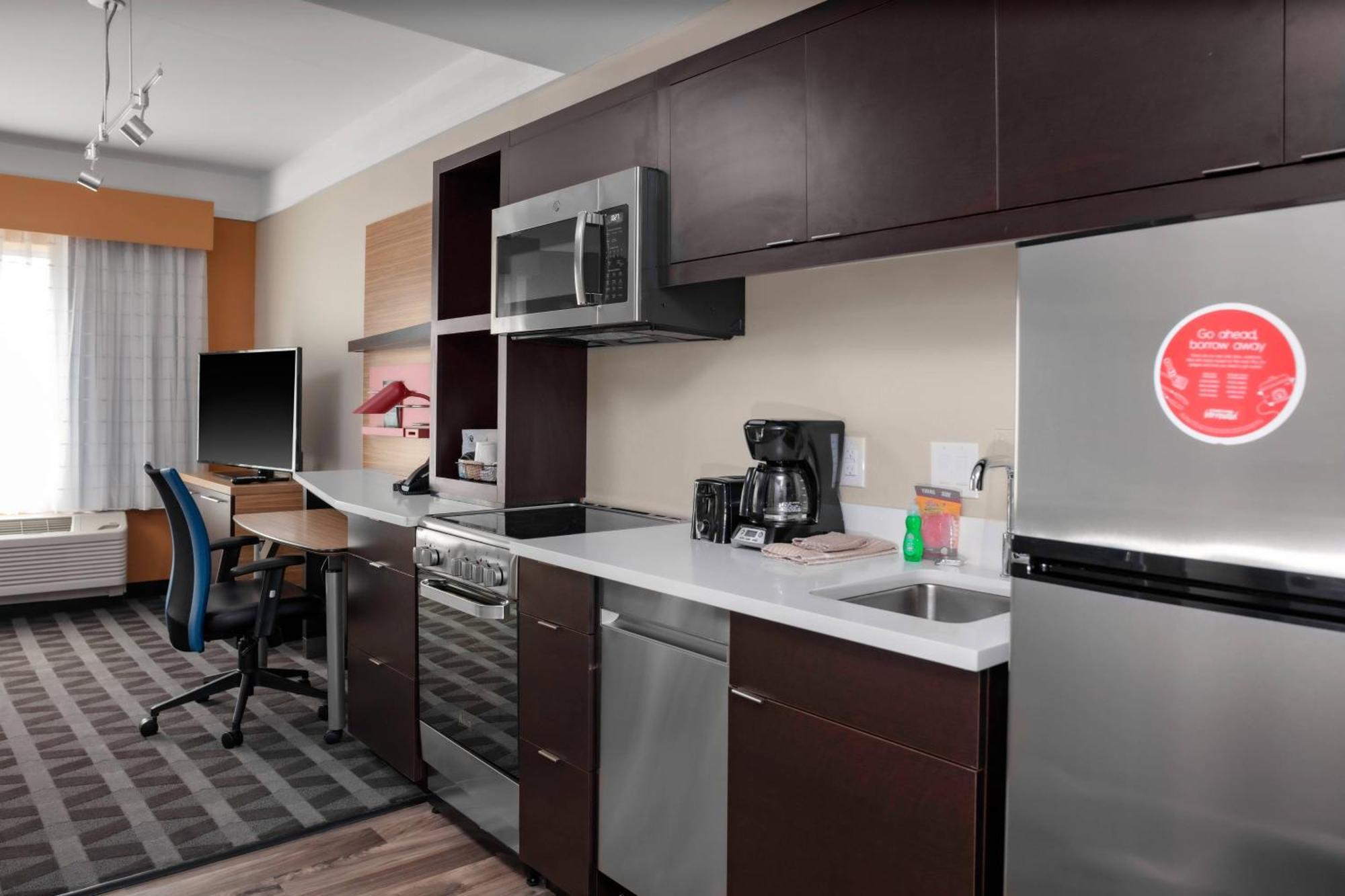 Towneplace Suites By Marriott Гейнсвил Екстериор снимка