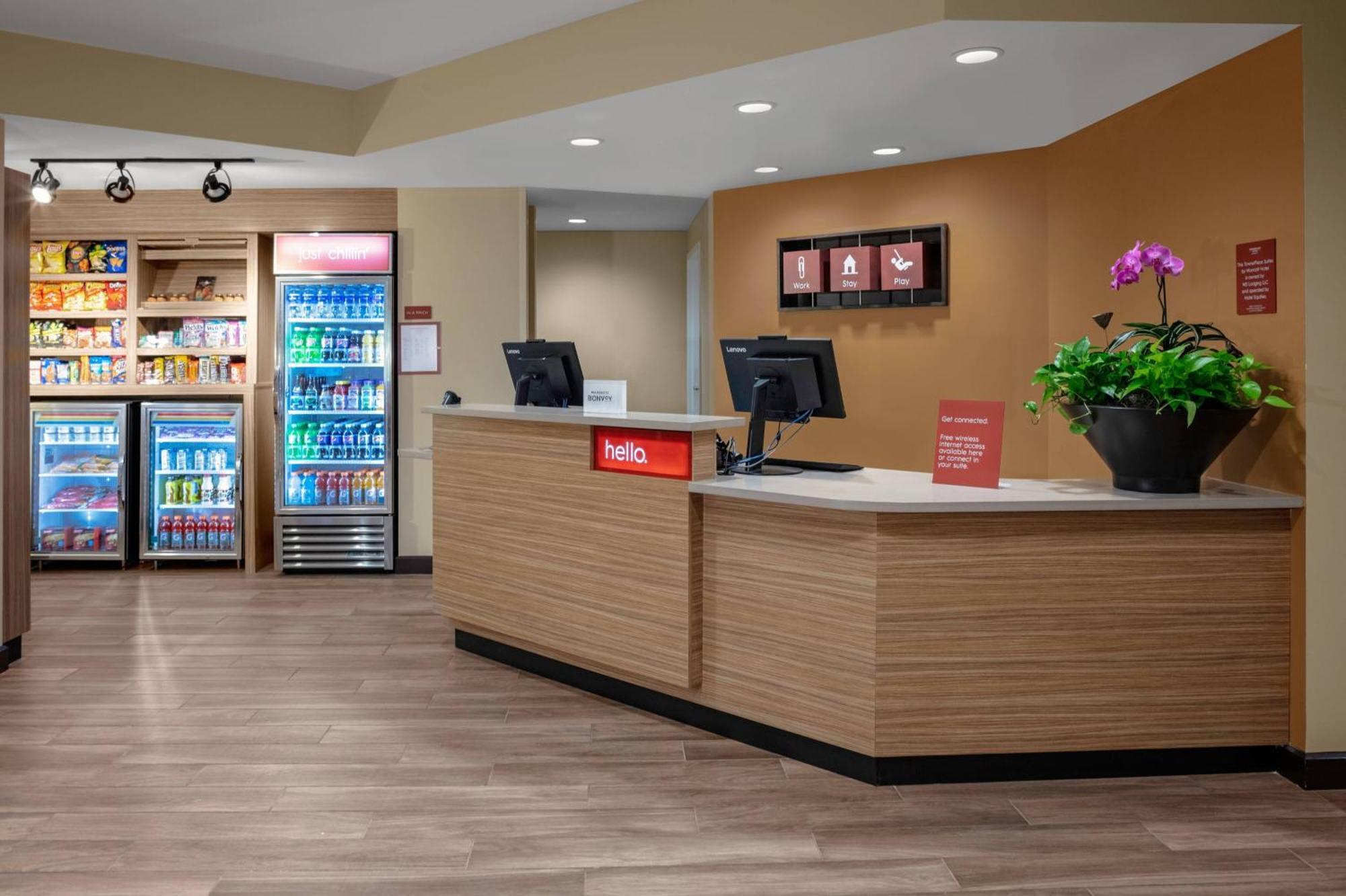 Towneplace Suites By Marriott Гейнсвил Екстериор снимка
